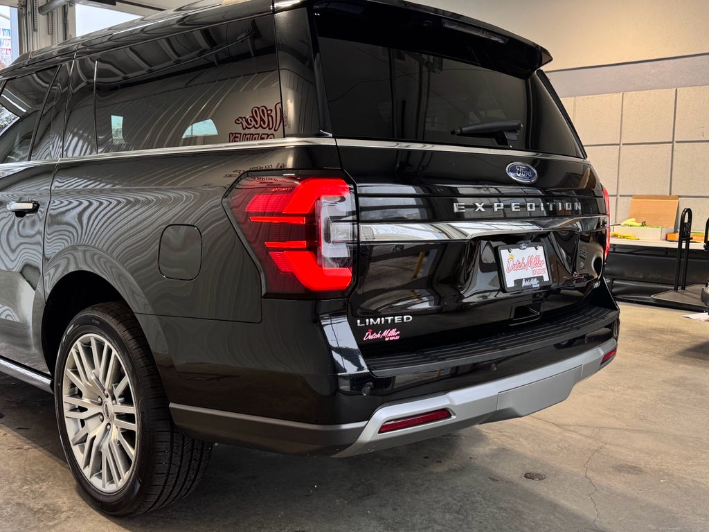 2023 Ford Expedition MAX Limited