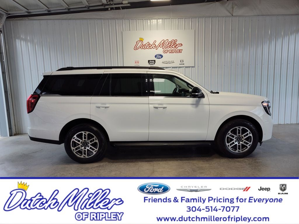 2025 Ford Expedition Active