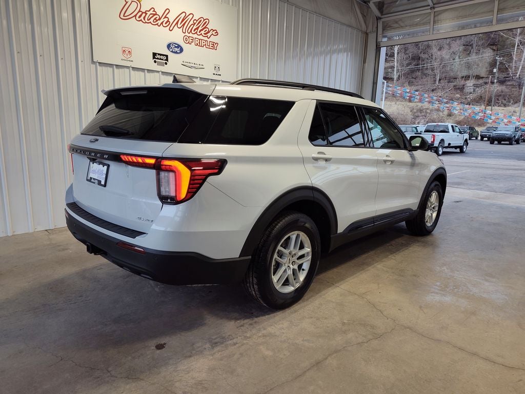 2026 Ford Explorer Active (200A)