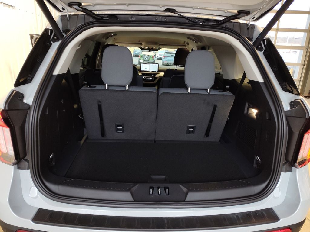 2026 Ford Explorer Active (200A)