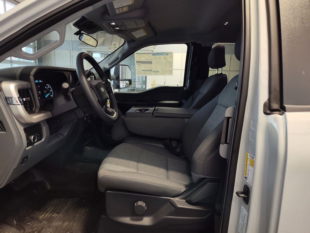 2025 Ford F-250 XL