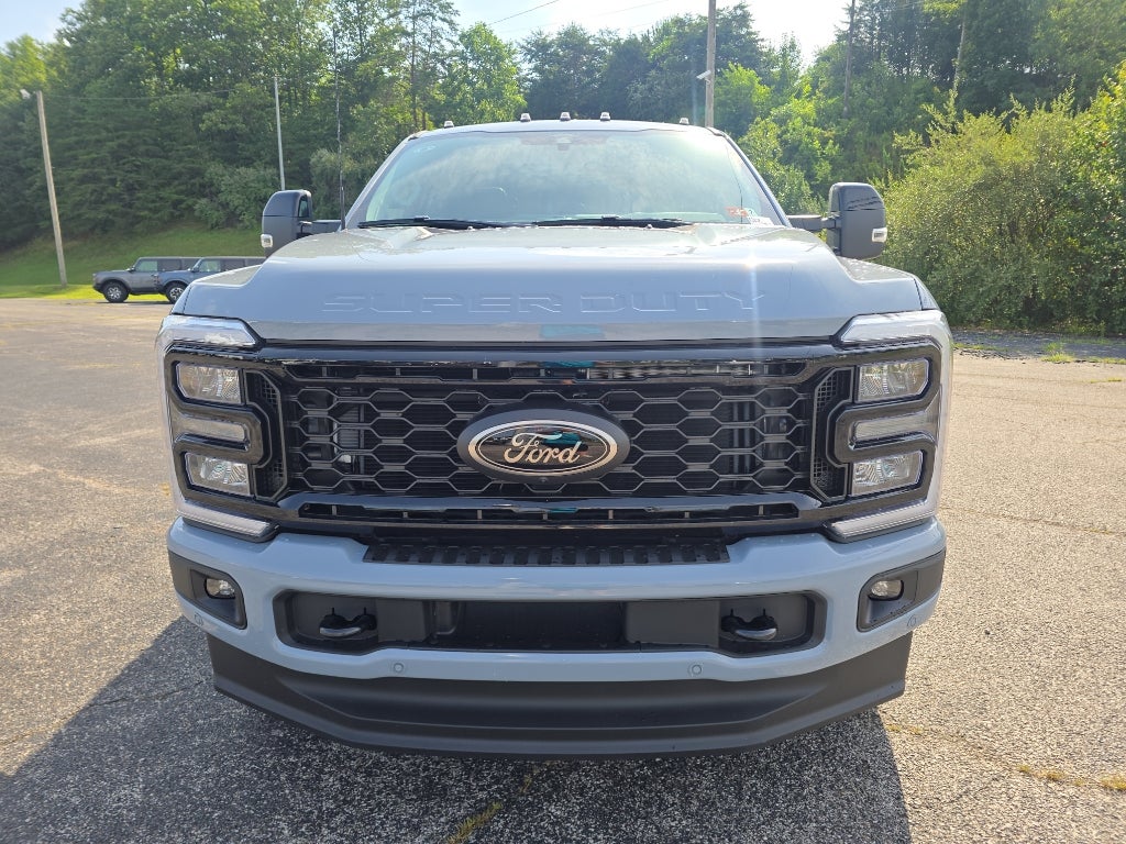 2025 Ford F-350 LARIAT