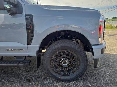 2025 Ford F-350 LARIAT