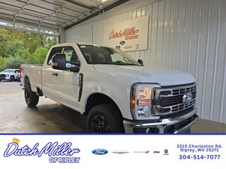 2027 Ford F-350 XLT
