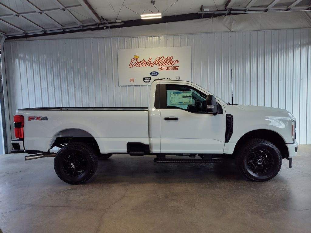 2025 Ford F-350 XL