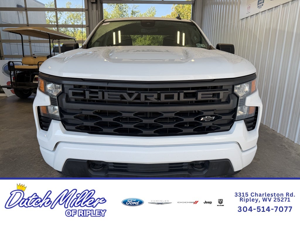 2023 Chevrolet Silverado Custom