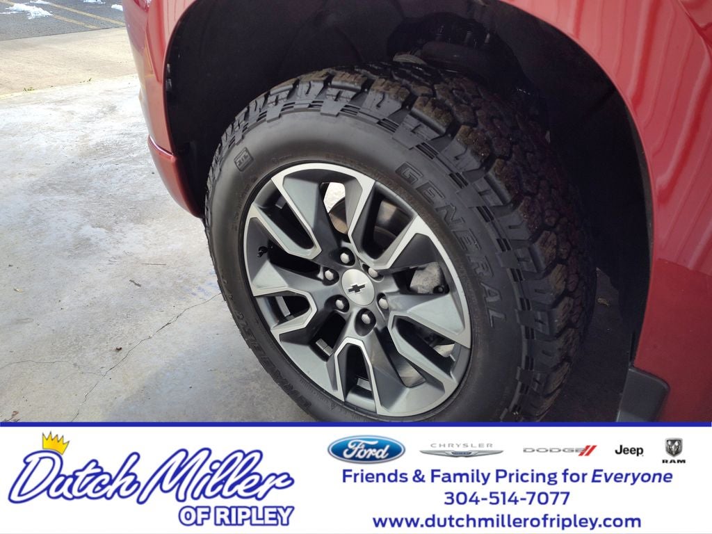 2023 Chevrolet Silverado RST