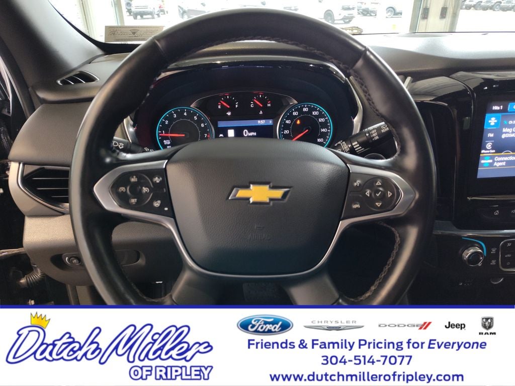 2023 Chevrolet Traverse LT Leather