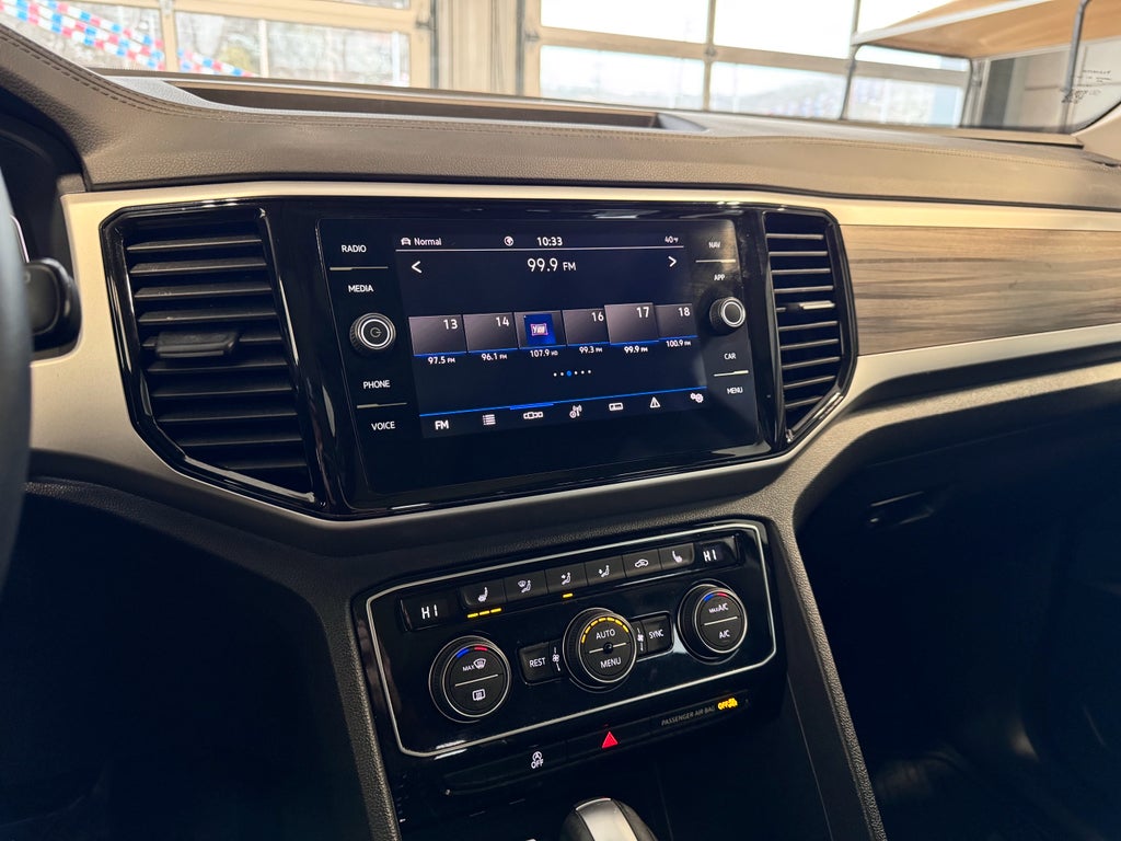 2023 Volkswagen Atlas 3.6L V6 SEL