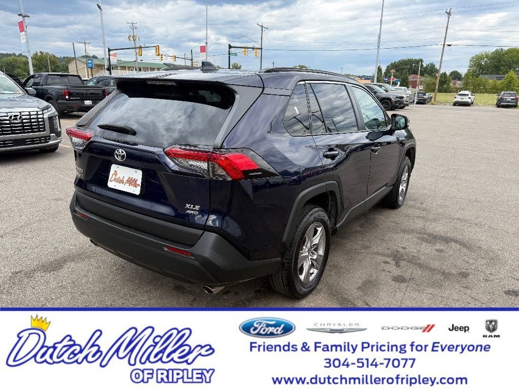 2022 Toyota RAV4 XLE