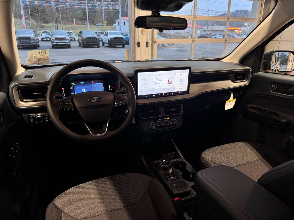 2025 Ford Maverick XL