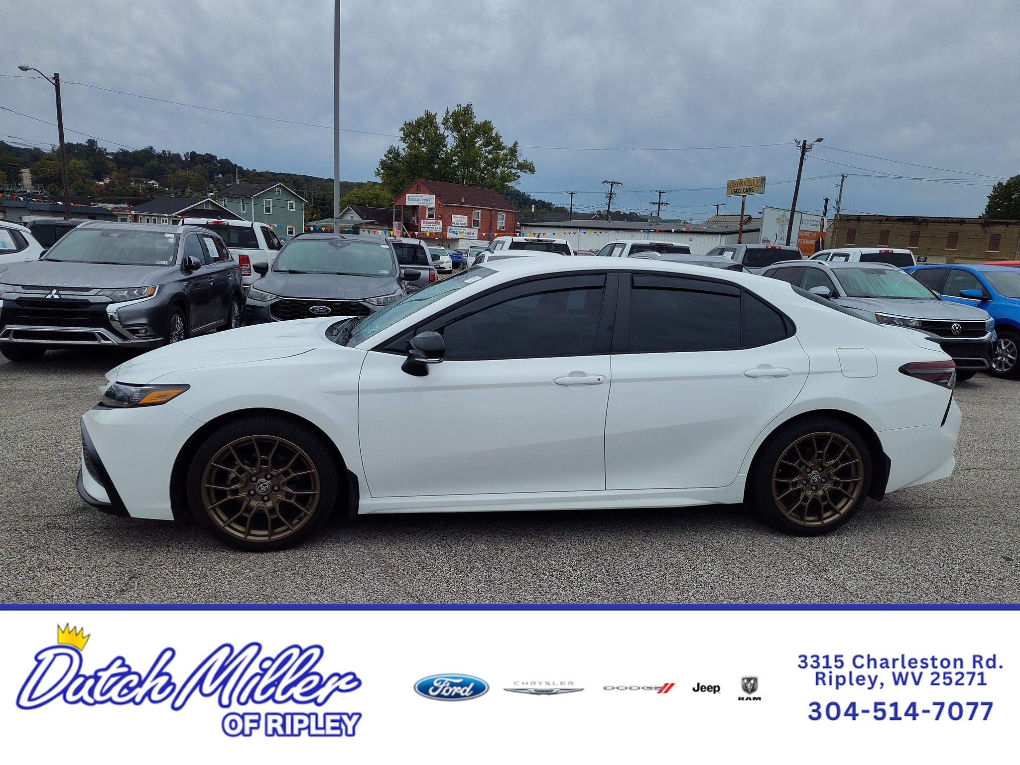 2023 Toyota Camry SE Nightshade