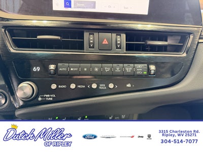 2024 Lexus ES 300h Premium