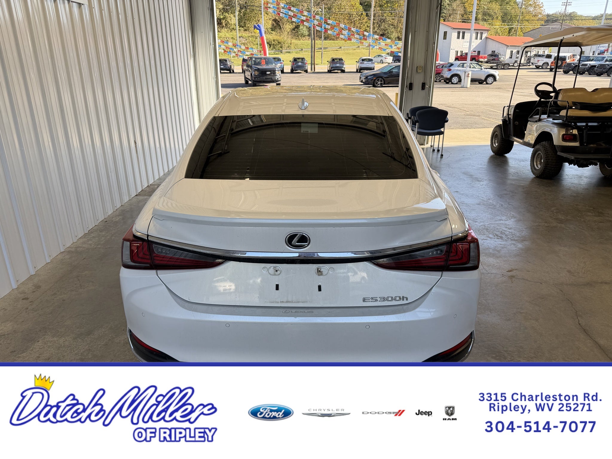 2024 Lexus ES 300h Premium