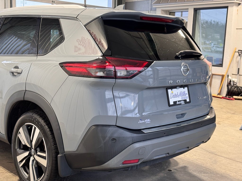 2021 Nissan Rogue SL