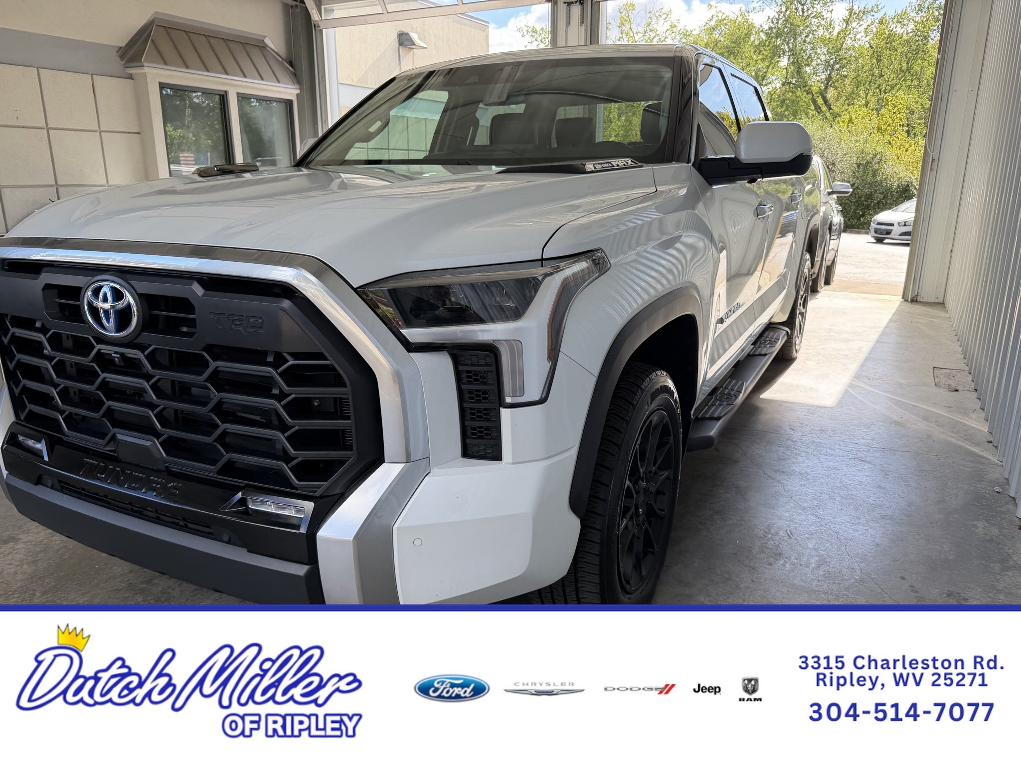 2023 Toyota Tundra Hybrid Limited Hybrid