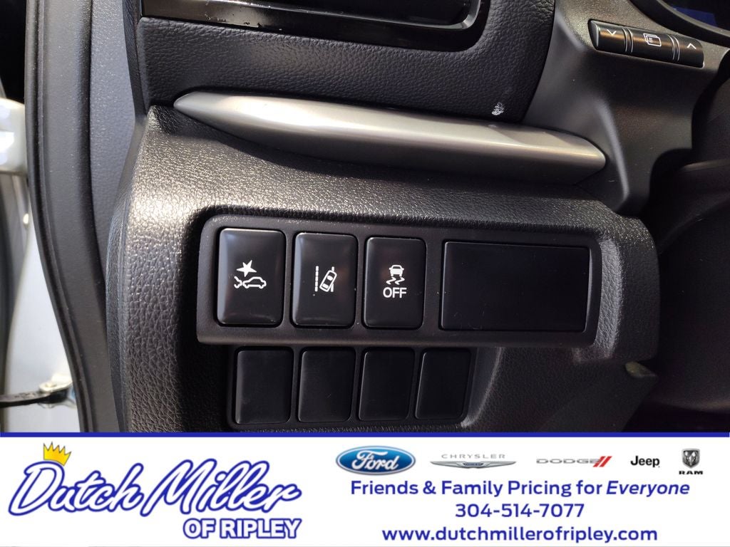 2022 Mitsubishi Eclipse Cross LE