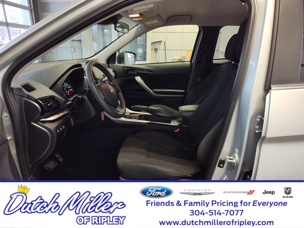 2022 Mitsubishi Eclipse Cross LE