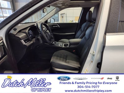 2023 Mitsubishi Outlander SE