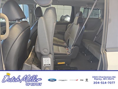 2017 Kia Sedona LX