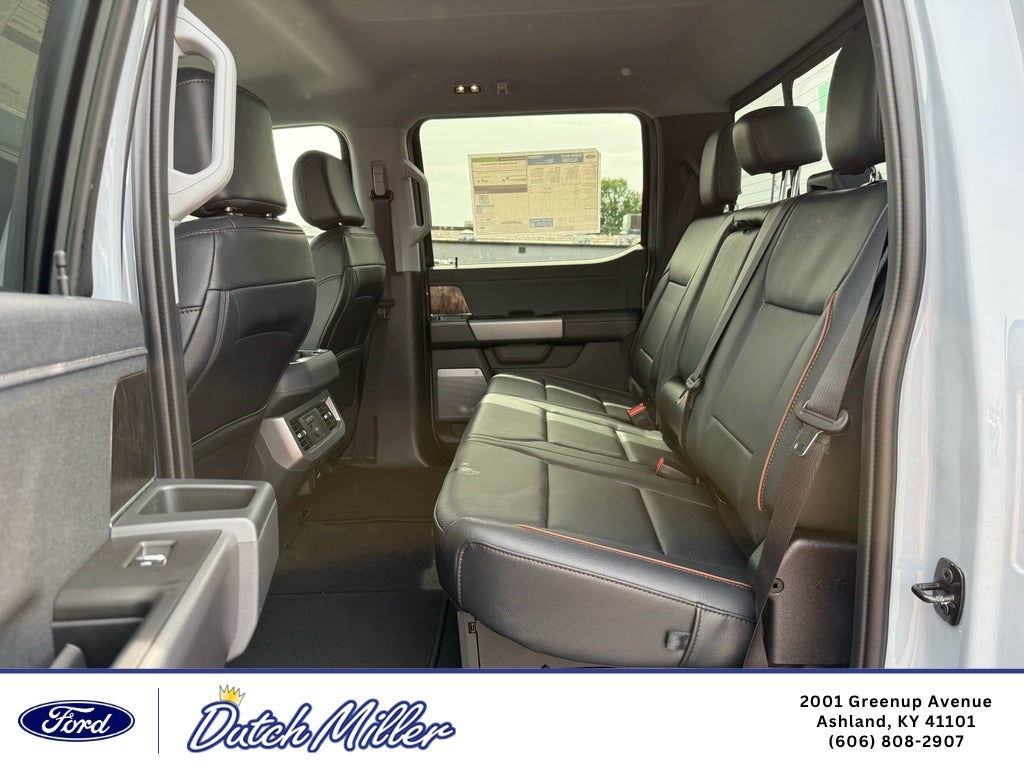 2026 Ford F-350 LARIAT 4WD Crew Cab 8' Box