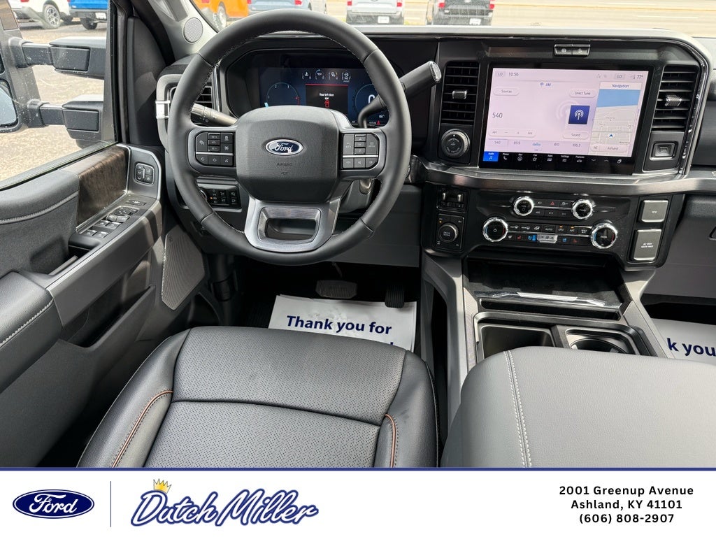 2026 Ford F-350 LARIAT 4WD Crew Cab 8' Box