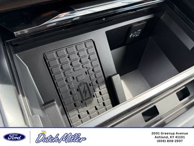 2026 Ford F-350 LARIAT 4WD Crew Cab 8' Box