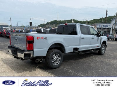 2026 Ford F-350 LARIAT 4WD Crew Cab 8' Box