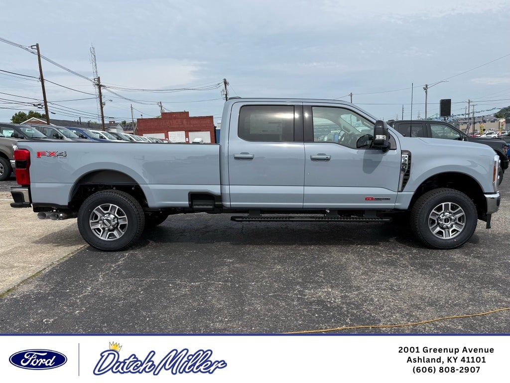 2026 Ford F-350 LARIAT 4WD Crew Cab 8' Box