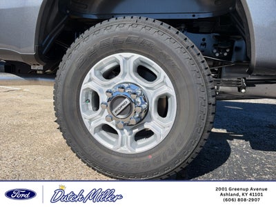 2027 Ford F-350 XLT