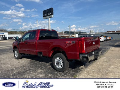 2027 Ford F-350 XLT