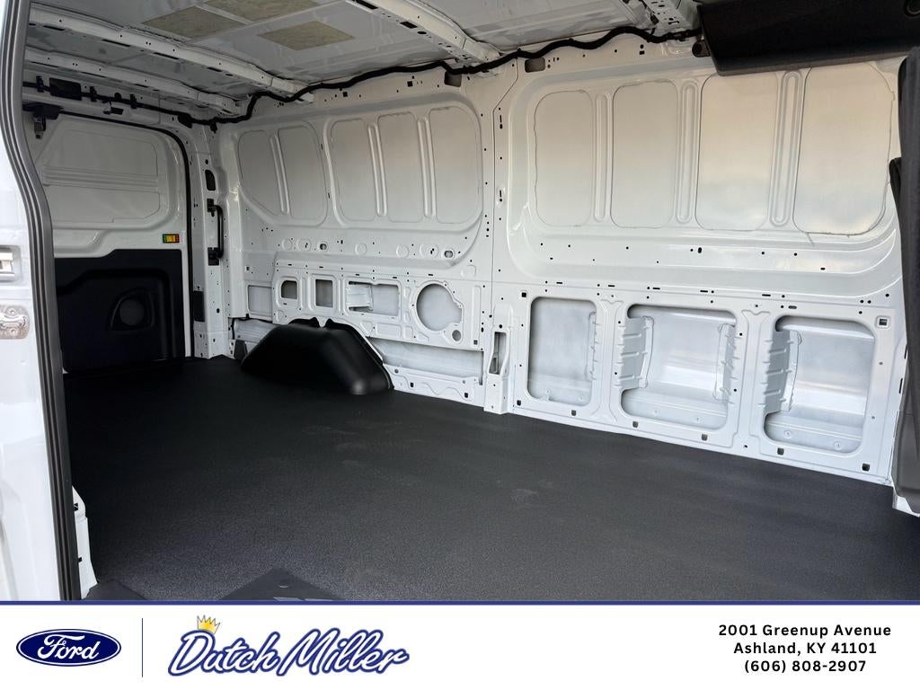 2025 Ford Transit Van Base