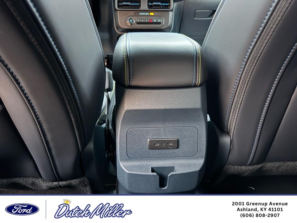 2026 Ford Maverick Lobo Standard